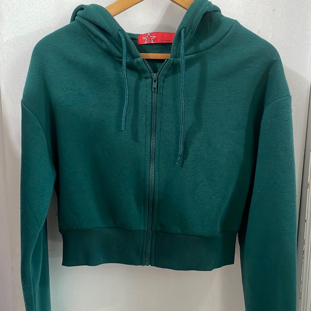 Cropped Dark Green zip up hoodie size L